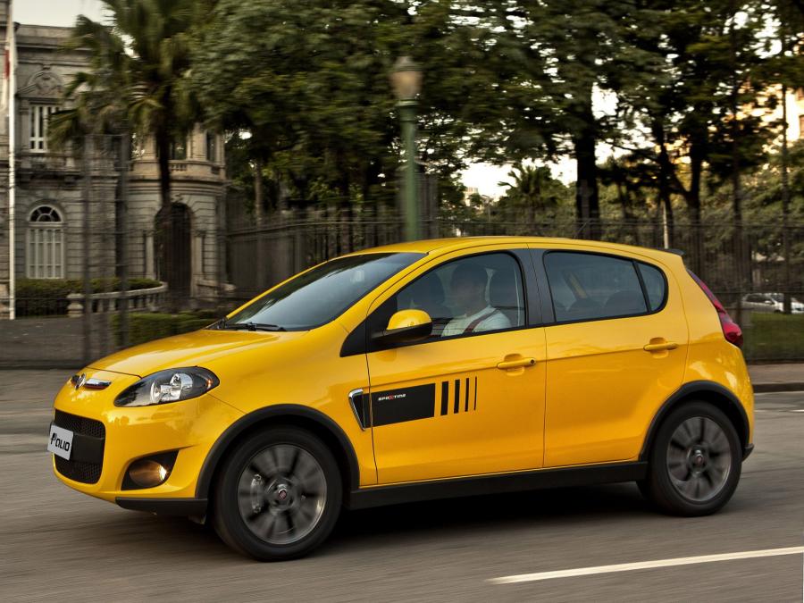  Fiat Palio Sporting 2011 года  (фото 13 из 28)